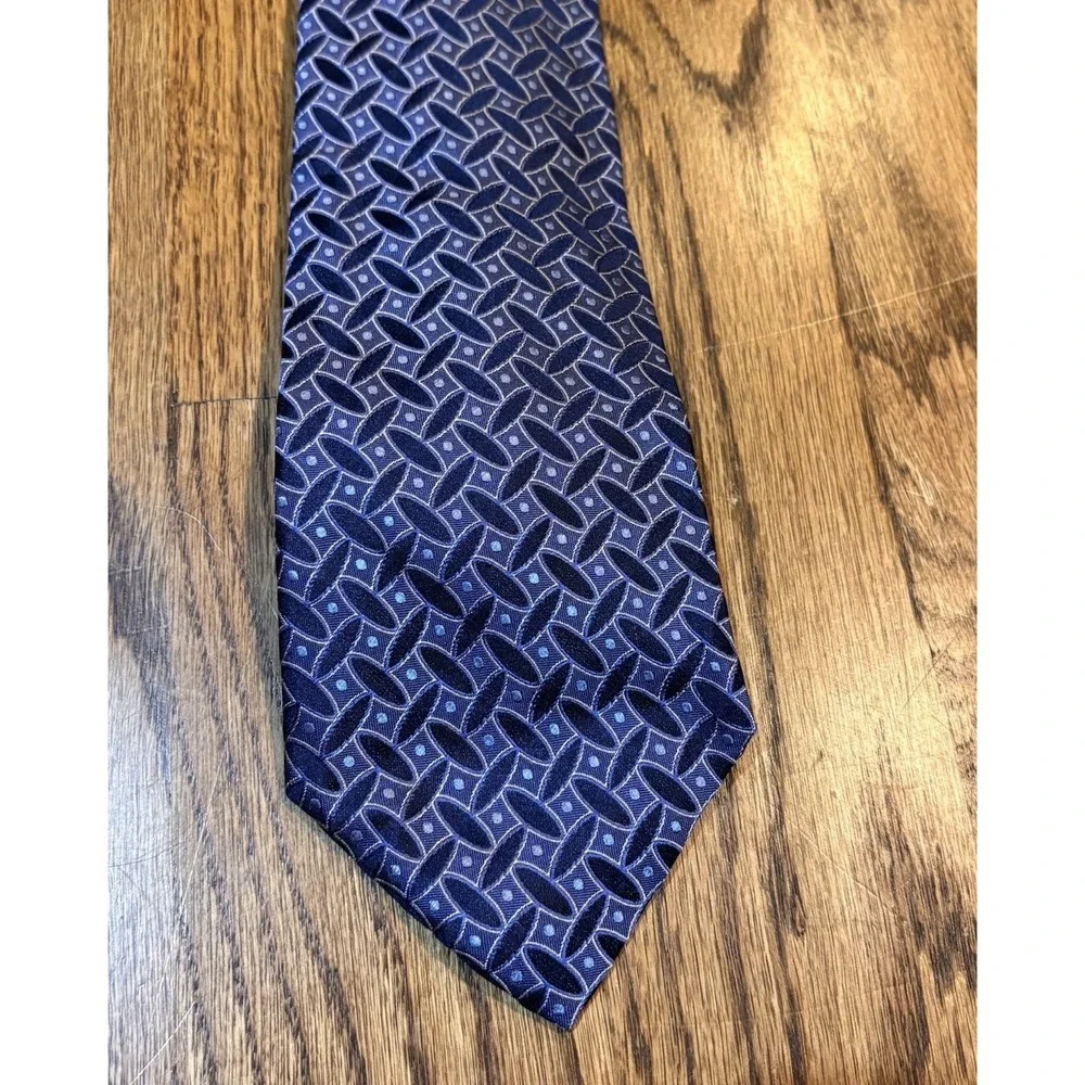 Geoffrey Beene‎ Extra Long 100% Silk Tie Blue Geometric Pattern Mens Necktie